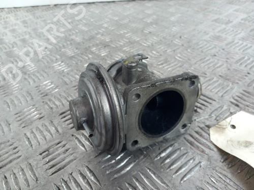 Used Throttle body BMW 3 (E46) 320 d (129 hp) 28740301