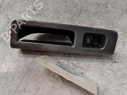 left-rear-window-switch-volvo-v50-545-2003-2004-2005-2006-2007-2008-2009-2010-2011-2012-28774659 main image