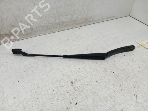 Used Front windshield wiper arm FORD FOCUS IV (HN) 1.5 EcoBlue (120 hp) 28745832