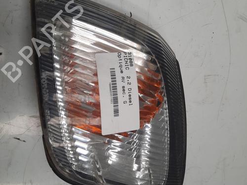 Used Left front indicator TOYOTA PICNIC (_XM1_) 2.2 D (CMX10_, CXM10G) (90 hp) 28775798