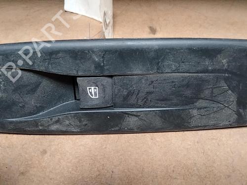 Used Switch RENAULT LAGUNA III Grandtour (KT0/1) 2.0 dCi (KT01, KT08, KT09, KT0K, KT12, KT1D, KT1W) (150 hp) 28792991