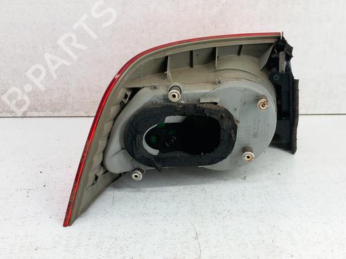 right-taillight-vw-phaeton-3d1-3d2-3d3-3d4-3d6-3d7-3d8-3d9-2002-2003-2004-2005-2006-2007-2008-2009-2010-2011-2012-2013-2014-2015-2016-28761771 main image