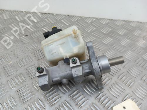 Used Brake master cylinder DACIA DUSTER (HS_) 1.5 dCi (86 hp) 28742168