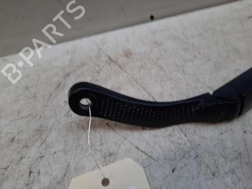 Used Front windshield wiper arm PEUGEOT 307 CC (3B) 2.0 HDi 135 (136 hp) 28759150