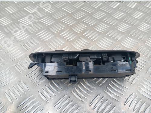 Used Left front window switch Left front window switch FORD MONDEO IV (BA7) 2.0 TDCi (140 hp) 28744525 28744525