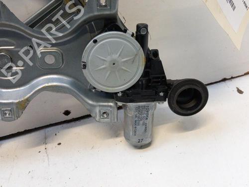 Rudehejsemekanisme Højre foran TOYOTA AURIS (_E15_) 1.4 D-4D (NDE150_, NDE150R) (90 hp) 28770485