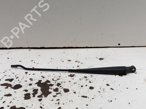 Used Front windshield wiper arm FORD ESCORT V Saloon (AFL) 1.8 TD (90 hp) 28778243
