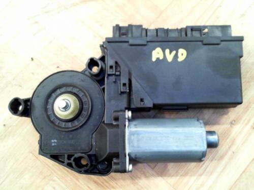 Used Right front window motor AUDI A4 B7 (8EC) RS4 quattro (420 hp) 28792798