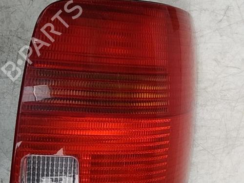 right-taillight-vw-passat-b5-variant-3b5-1997-1998-1999-2000-2001-28752249 main image