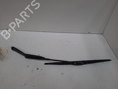 Used Front windshield wiper arm NISSAN MICRA II (K11) 1.3 i 16V (HK11) (75 hp) 28769745