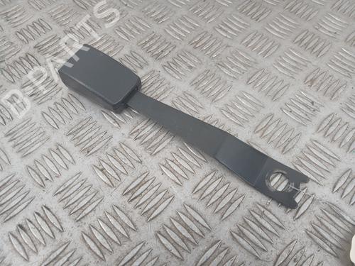 Used Seat buckle Seat buckle TOYOTA YARIS (_P1_) 1.0 (SCP10_, SCP10R) (65 hp) 33804163 33804163