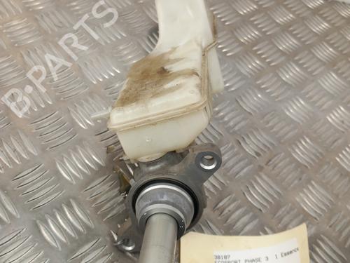 Used Brake master cylinder Brake master cylinder FORD ECOSPORT 1.0 EcoBoost (100 hp) 28735462 28735462