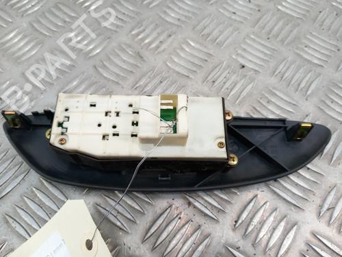 Left front window switch TOYOTA YARIS (_P1_) 1.4 D-4D (NLP10_, NLP10R) | BP28736256I27 - Image 2