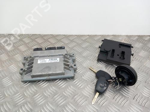 Elektronische module RENAULT TWINGO II (CN0_) 1.2 16V (CN04, CN0B) (75 hp) 28738897