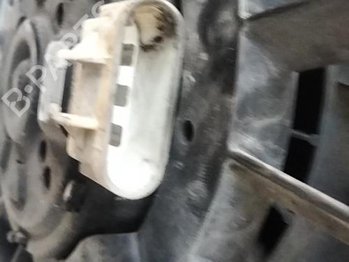 Used Radiator fan FORD MONDEO III Saloon (B4Y) 1.8 16V (110 hp) 28748817