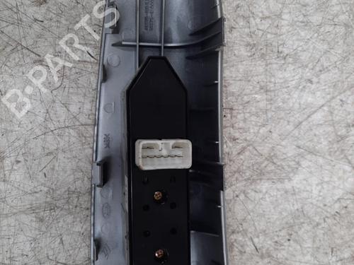 Right front window switch KIA SPORTAGE II (JE_, KM_) 2.0 CRDi | BP28775118I26 