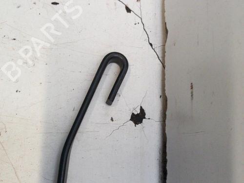 Used Front windshield wiper arm DACIA DUSTER (HS_) 1.5 dCi (86 hp) 28793897