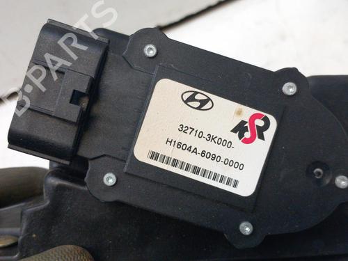 Used Pedal HYUNDAI SONATA V (NF) 2.4 (162 hp) 28778400