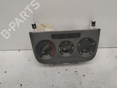 Used Climate control FIAT GRANDE PUNTO (199_) 1.3 D Multijet (75 hp) 28769231