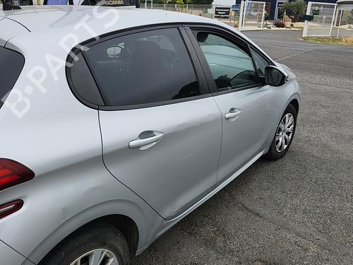 Used Parts PEUGEOT 208 I (CA_, CC_) 1.2 VTI 82 (82 hp) 4320627