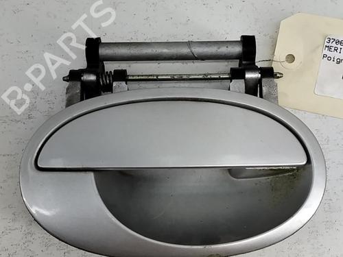 Høyre foran utvendig håndtak OPEL MERIVA A MPV (X03) 1.6 16V (E75) (100 hp) 28773501