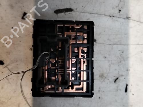 Used Mirror switch NISSAN MICRA III (K12) 1.2 16V (65 hp) 28794178