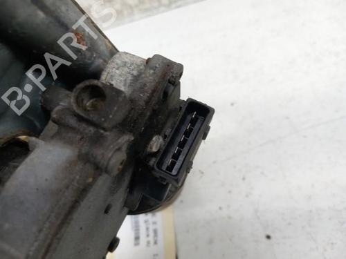 Used Front wiper motor FORD MONDEO II Turnier (BNP) 1.8 TD (90 hp) 28740426