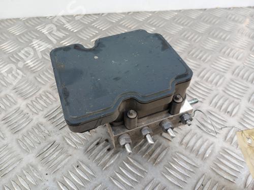 Used ABS pump RENAULT TWINGO III (BCM_, BCA_) 1.0 SCe 75 (73 hp) 28739880