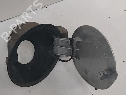 fuel-flap-fiat-grande-punto-199_-2005-28747636 main image