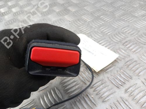 seat-buckle-peugeot-2008-i-cu_-2013-28780236 main image