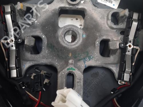 Steering wheel RENAULT CLIO IV (BH_) 1.5 dCi 75 | BP28753311C49 