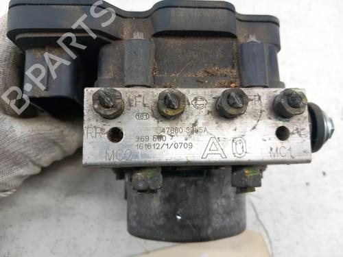 Used ABS pump NISSAN MICRA IV (K13K, K13KK) 1.2 (80 hp) 28746314