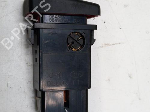 warning-switch-hyundai-trajet-fo-1999-2000-2001-2002-2003-2004-2005-2006-2007-2008-28785682 main image