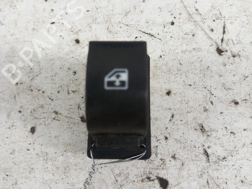 Used Right front window switch FIAT DOBLO Cargo (263_) 1.6 D Multijet (263WXD1B, 263WXR1B, 263WXX1B, 263ZXD1B,... (105 hp) 28743225