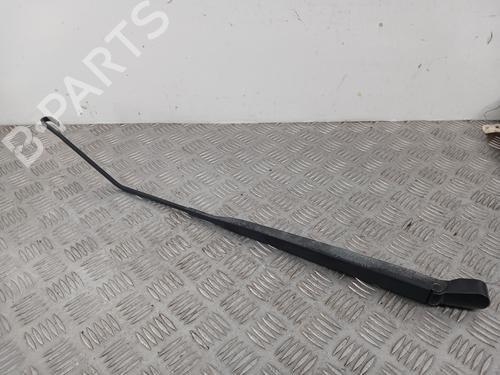 Used Front windshield wiper arm PEUGEOT 1007 (KM_) 1.4 HDi (68 hp) 31976650