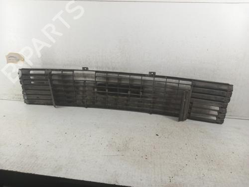 Grill Grill IVECO DAILY I Platform/Chassis 30-8 (10011131, 10011132, 10011231, 10011232, 10011237,... (72 hp) 28781175 28781175