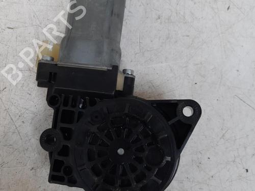 Rudehejsemotor bagstkærm højre KIA CARENS III MPV (UN) 2.0 CRDi 140 (140 hp) 28751951