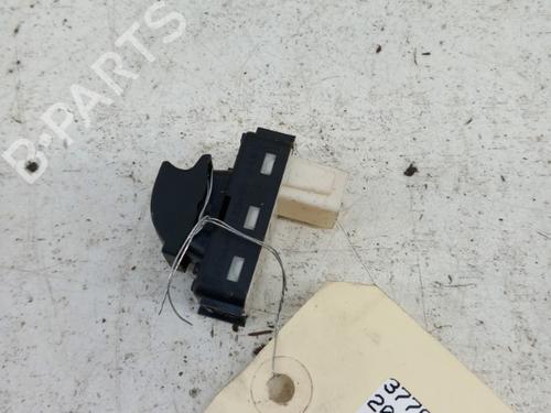 Used Right front window switch Right front window switch PEUGEOT 208 II (UB_, UP_, UW_, UJ_) 1.5 BlueHDI 100 (102 hp) 28738639 28738639