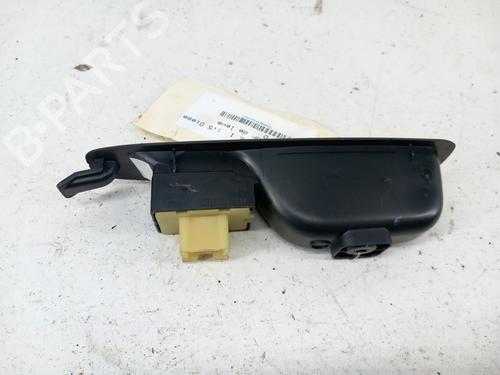 right-rear-window-switch-renault-captur-i-j5_-h5_-2013-28739699 main image