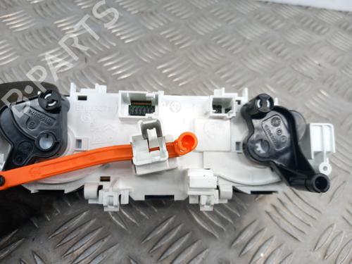 Used Climate control Climate control PEUGEOT 208 I (CA_, CC_) 1.0 VTi (68 hp) 28737049 28737049