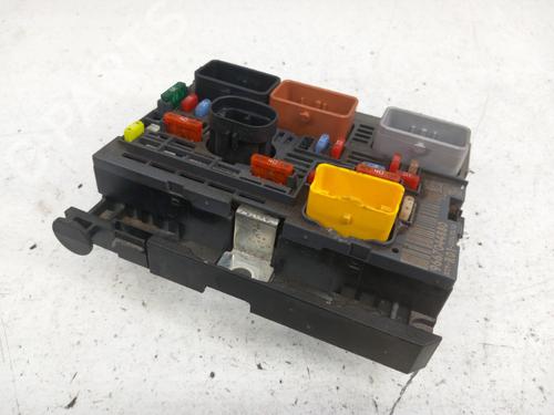 Used Fuse box CITROËN C4 Grand Picasso I (UA_) 1.6 HDi (109 hp) 28737905