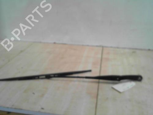 front-windshield-wiper-arm-dacia-duster-hs_-2010-2011-2012-2013-2014-2015-2016-2017-2018-36424555 main image