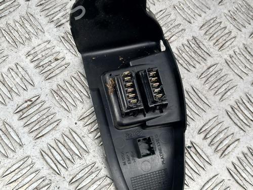 Used Left front window switch Left front window switch RENAULT KANGOO (KC0/1_) 1.5 dCi (84 hp) 40046434 40046434