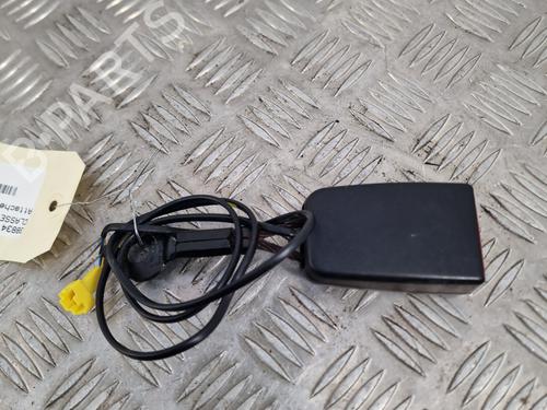 Used Seat buckle MERCEDES-BENZ C-CLASS (W204) C 200 CDI (204.001) (136 hp) 28745616