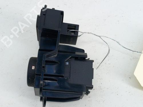 Used Warning switch SEAT LEON (1P1) 2.0 TDI (170 hp) 28773988
