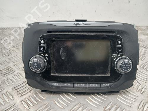 Used Radio Radio ALFA ROMEO GIULIETTA (940_) 2.0 JTDM (940FXV11) (175 hp) 36057859 36057859