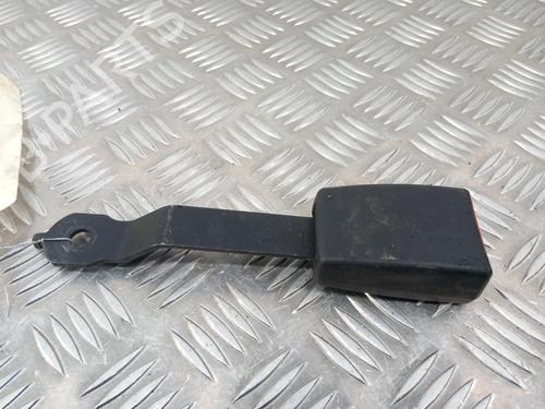 Used Seat buckle RENAULT CLIO III (BR0/1, CR0/1) 1.5 dCi (BR17, CR17) (86 hp) 28744837