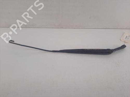Used Front windshield wiper arm HYUNDAI SANTA FÉ I (SM) 2.0 CRDi 4x4 (125 hp) 28788937