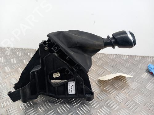 Used Gear lever RENAULT SCÉNIC IV (J9_) 1.5 dCi 110 (110 hp) 28744429