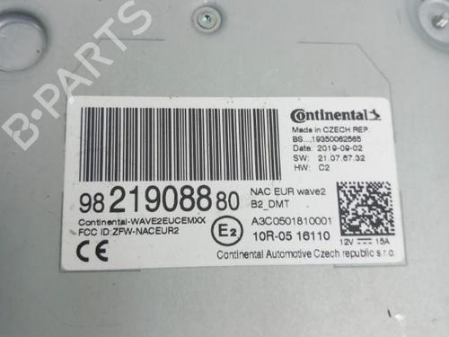 Used Radio PEUGEOT 208 II (UB_, UP_, UW_, UJ_) e-208 (136 hp) 28767942